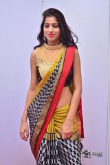Model Nazia Khan Latest Photo Gallery